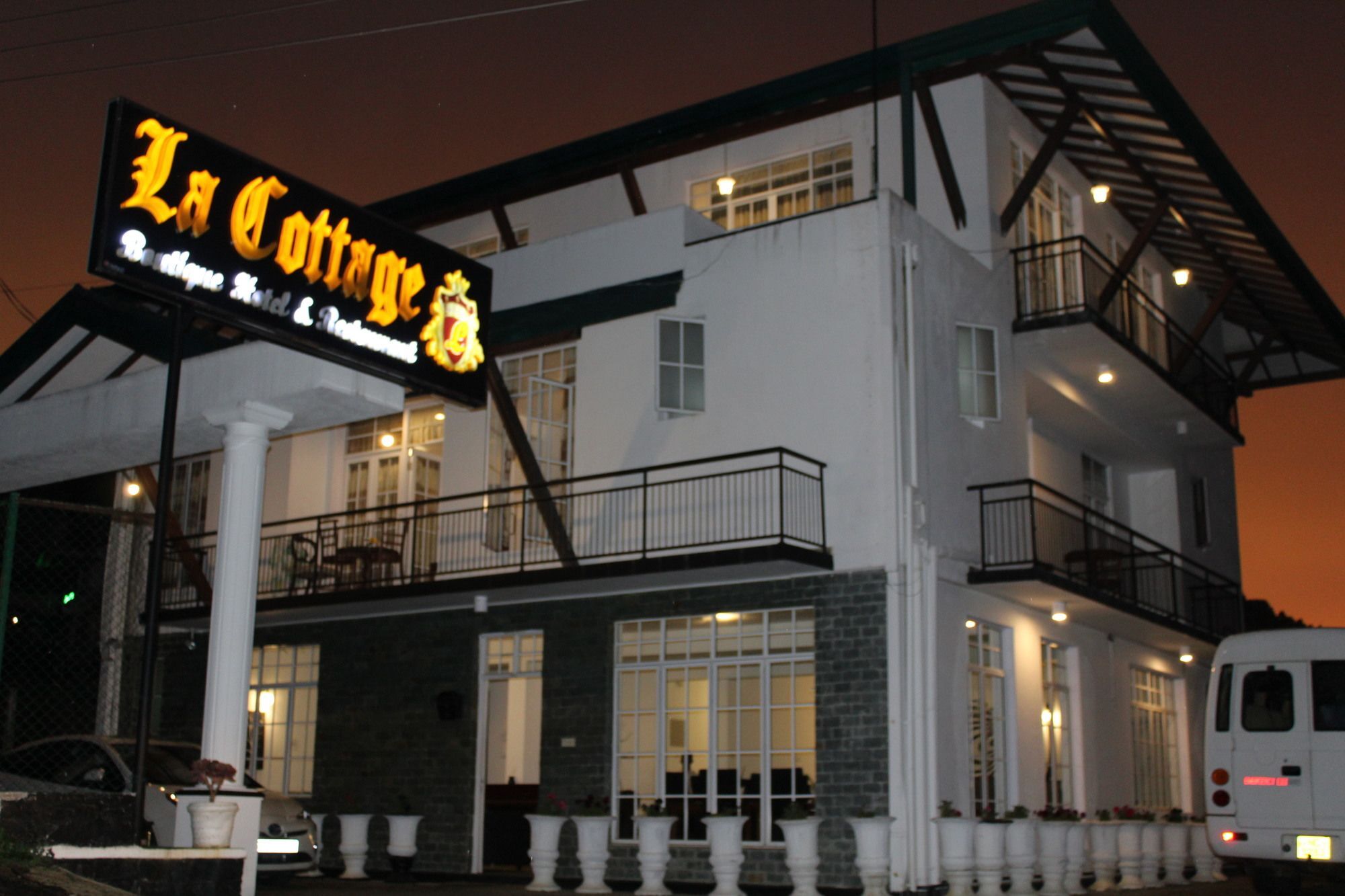 La Cottage Boutique Hotel & Restaurant Hotel Nuwara Eliya